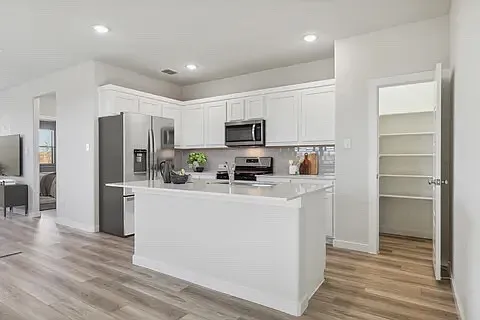 522 Cottagewood Dr — Photo 10