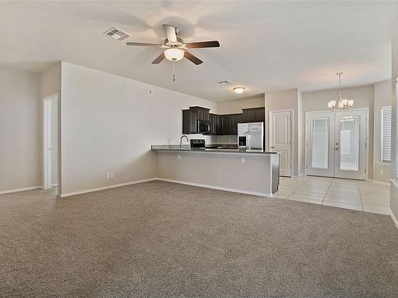 3rd image of 13240 Emerald Hills St