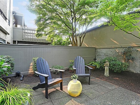 2nd image of 6718 Park Point Way NE #E-204