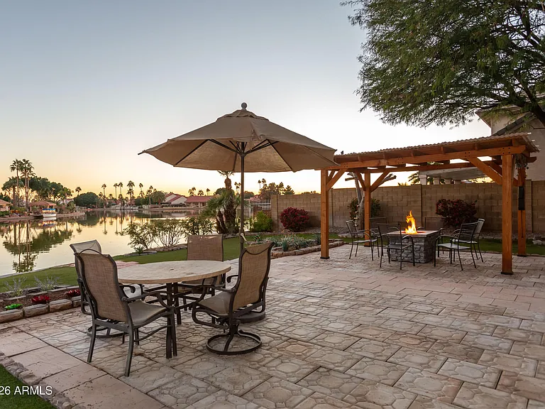 11015 W Laurelwood Ln — Photo 45