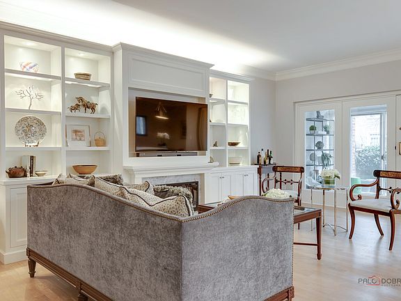 5th image of 501 Oakwood Ave APT 1D