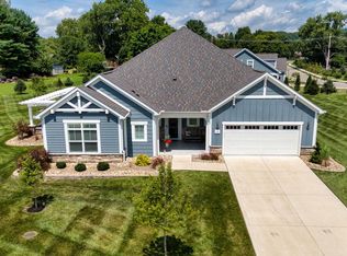 111 Glenshire Ct, Granville, OH 43023