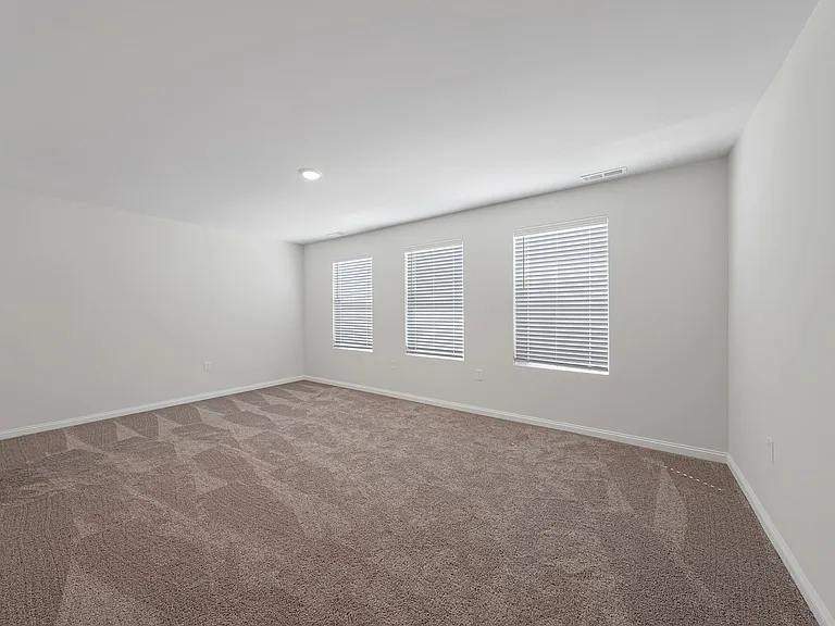3142 White Ash St — Photo 6