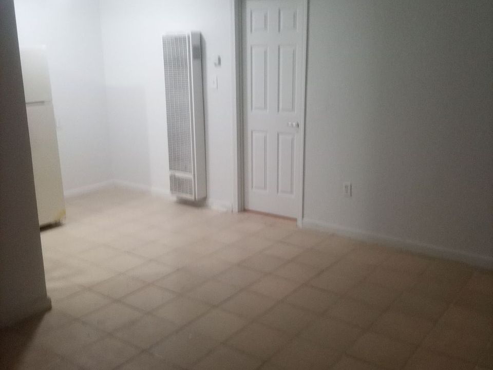 1st image of 2570 Traction Ave APT 1