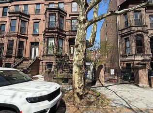 683 10th St, Brooklyn, NY