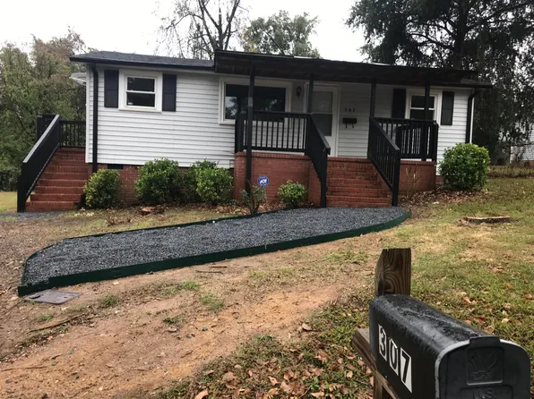 307 Elm St, Belmont, NC 28012