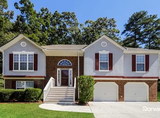 4060 McEachern Cove Dr, Powder Springs, GA 30127