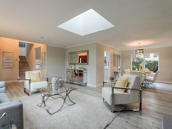 2nd image of 846 Viceroy Way