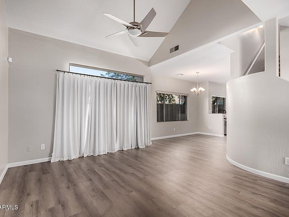 4th image of 1015 S Val Vista Drive #72