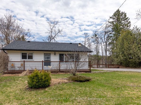 6 Dickson St, Kawartha Lakes, ON K0M 2A0