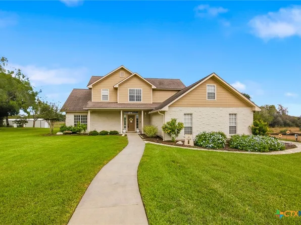 626 Basswood St, Victoria, TX 77904