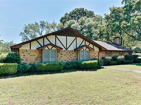 5th image of 701 Sweetgum Ln