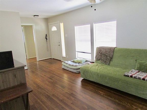 3rd image of 8638 Norton Dr