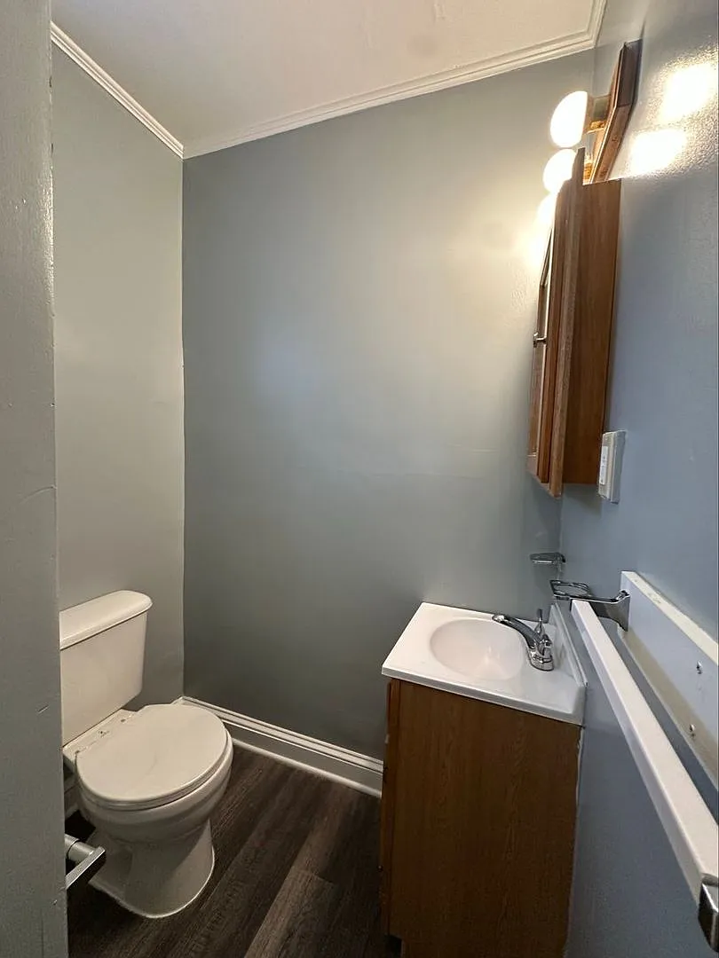3442 Auchentoroly Terrace — Photo 1