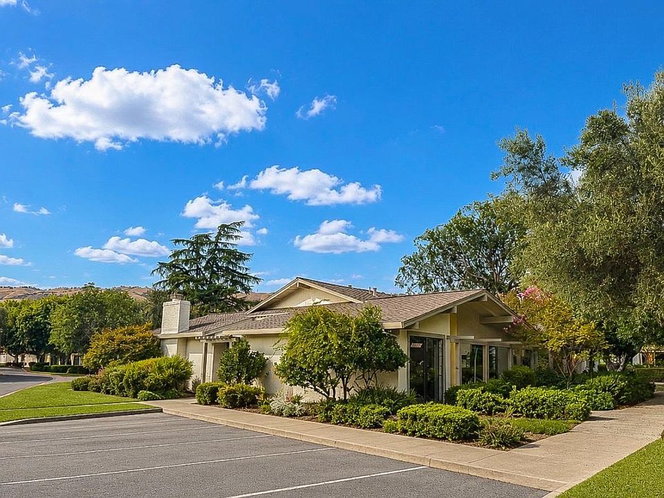 1st image of 5568 Cribari Cir
