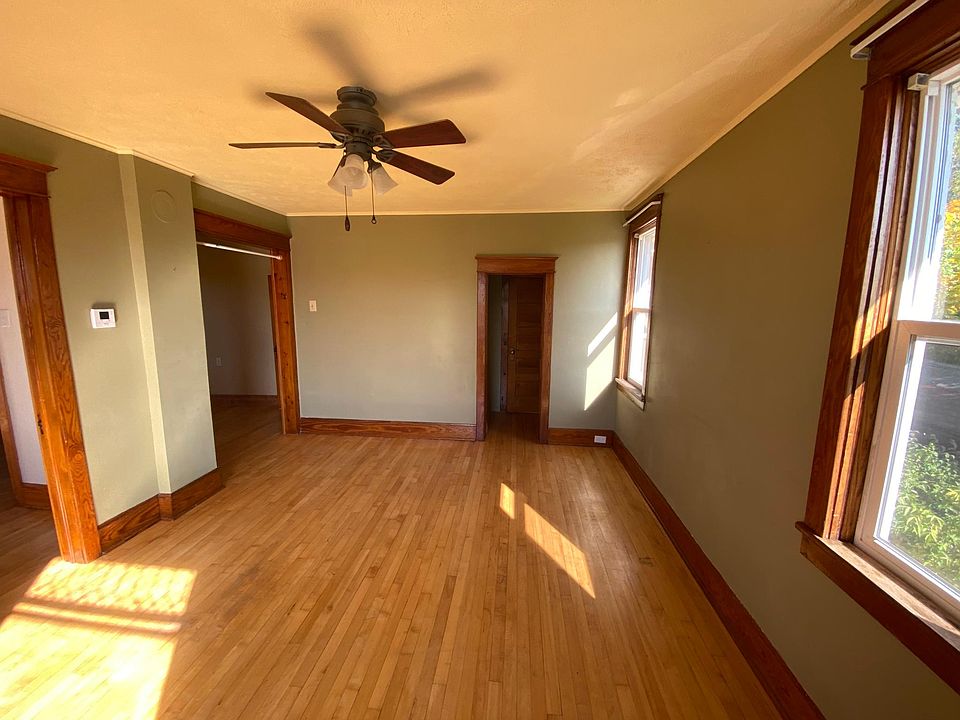 1st image of 510 Bluff St #2