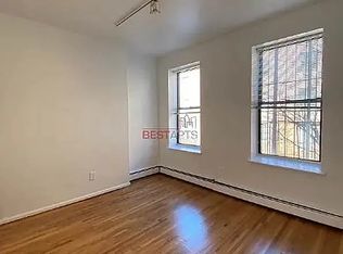 413 W 52nd St APT 2B, New York, NY 10019