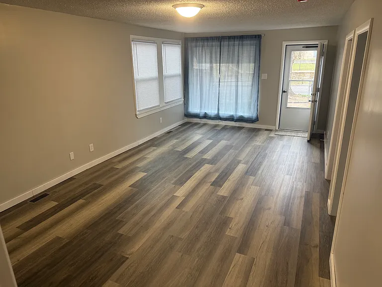 1306 NW Central Ave — Photo 3