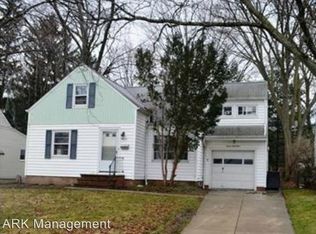 1163 Churchill Rd, Lyndhurst, OH 44124