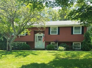 55 Meredith Dr, East Falmouth, MA 02536
