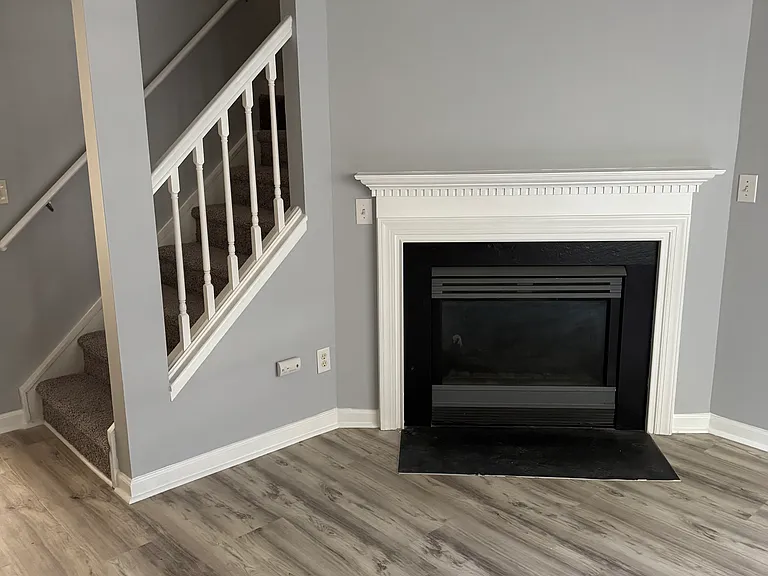 5553 Fieldcross Ct — Photo 3
