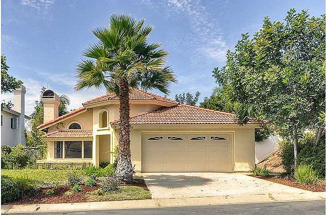1st image of 690 Poinsettia Park S