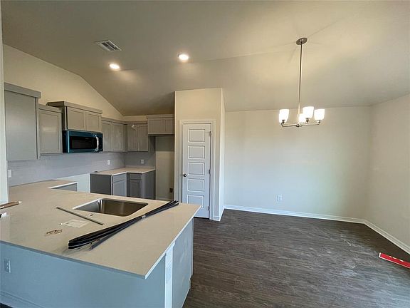 4th image of 9205 Quapaw Creek Trl