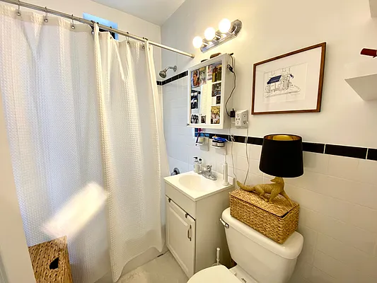 Rented by Douglas Elliman | media 10