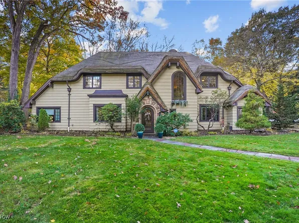 2934 Silver Lake Blvd, Stow, OH 44224