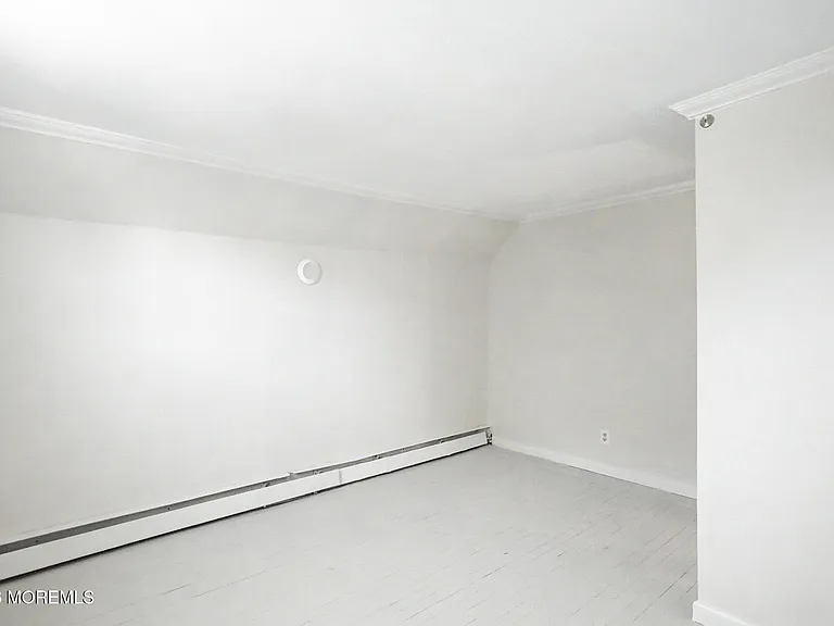 1105 NE Emory St #2 — Photo 17