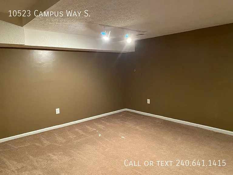 10523 Campus Way S — Photo 20