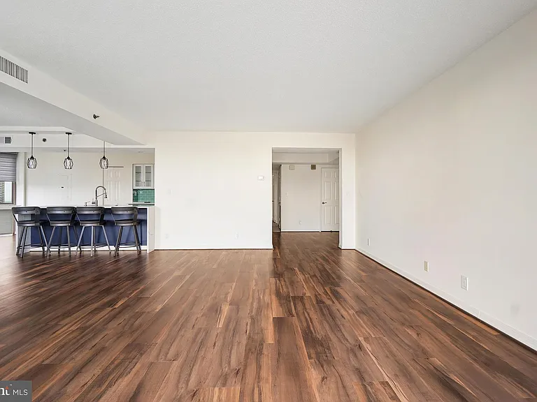 5809 Nicholson Ln #1216 — Photo 7