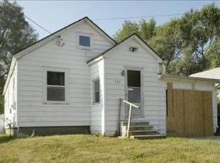 585 Upton Ave, Springfield, MI 49037