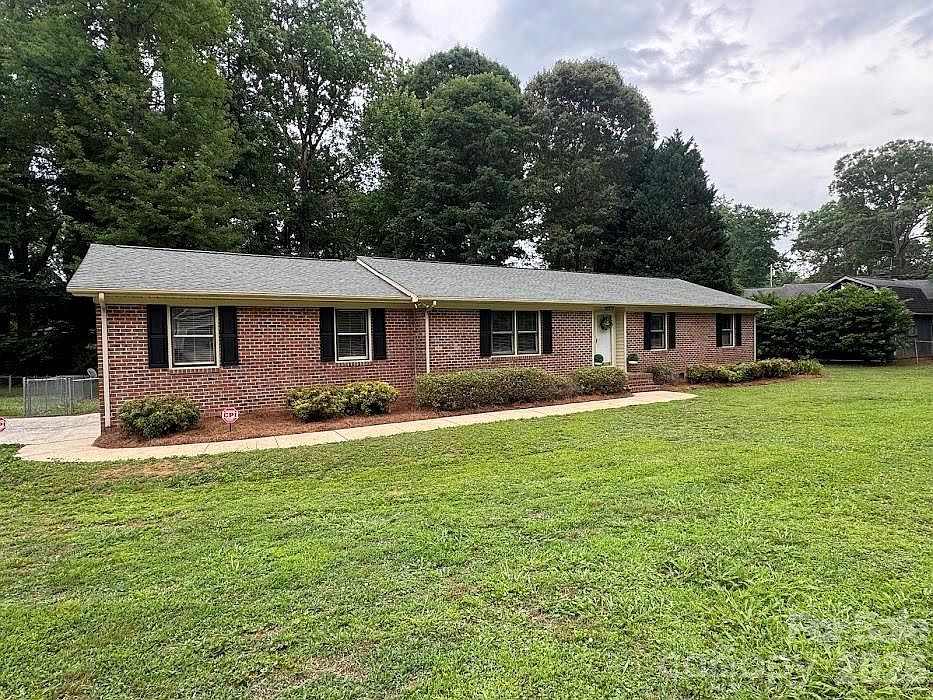 1st image of 9409 Wedgewood Dr