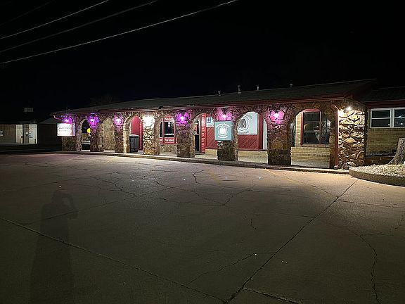 2nd image of 510 NE Washington Blvd