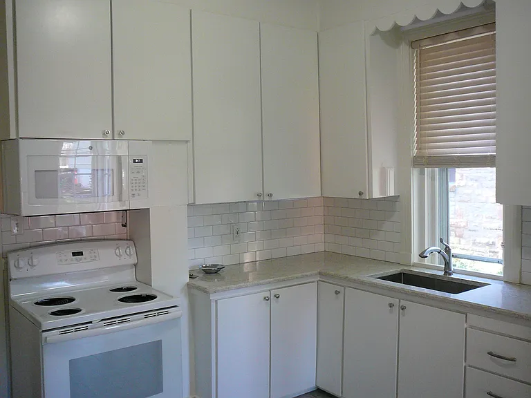 509 S Howes St — Photo 6