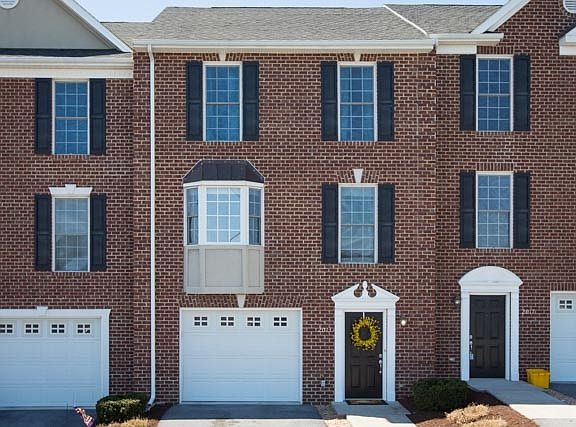 2nd image of 2013 Buttonwood Ct