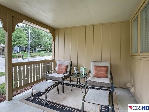 2nd image of 712 S 152nd Cir