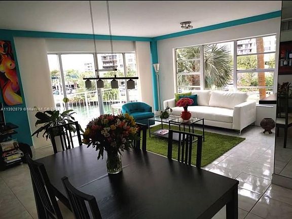 2nd image of 11111 Biscayne Blvd #3H