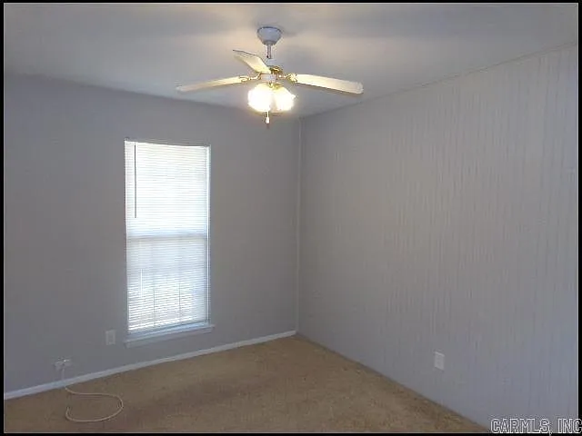 3915 Saint James Ct — Photo 8