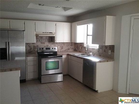 5th image of 4304 SE Brian Dr