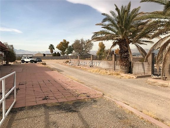 3rd image of 91 E Cactus Ave #0