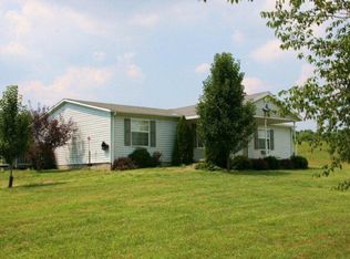 1373 Sailor Rd, Vinton, OH 45686