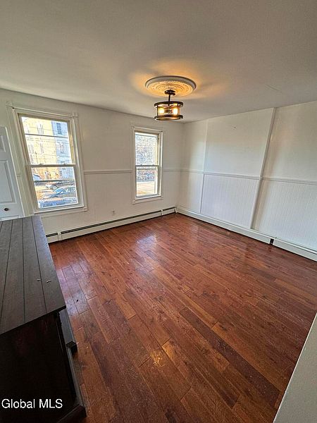 2nd image of 556 2nd Street