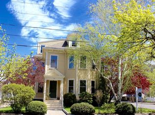 35 Summit Ave #1, Salem, MA 01970