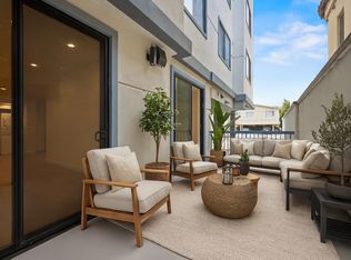 858 S Bedford St #100A, Los Angeles, CA 90035