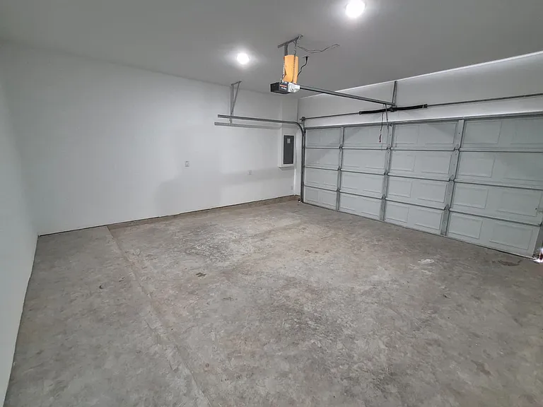 3003 Delano St — Photo 5