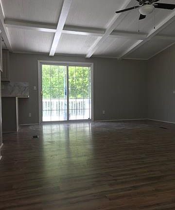 3rd image of 537 New Haven Dr