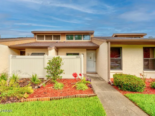 1262 Charter Oaks Cir, Holly Hill, FL 32117