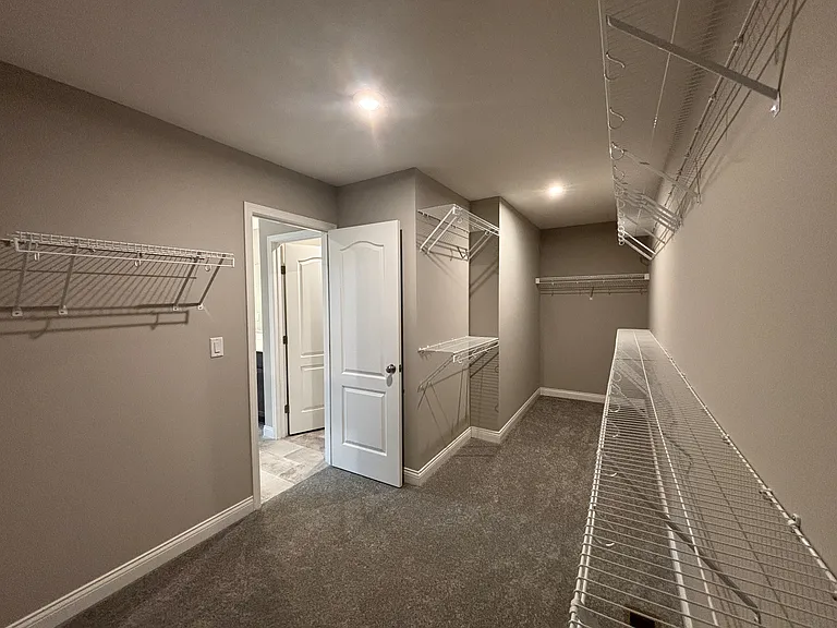 5195 Brookfield Dr — Photo 16